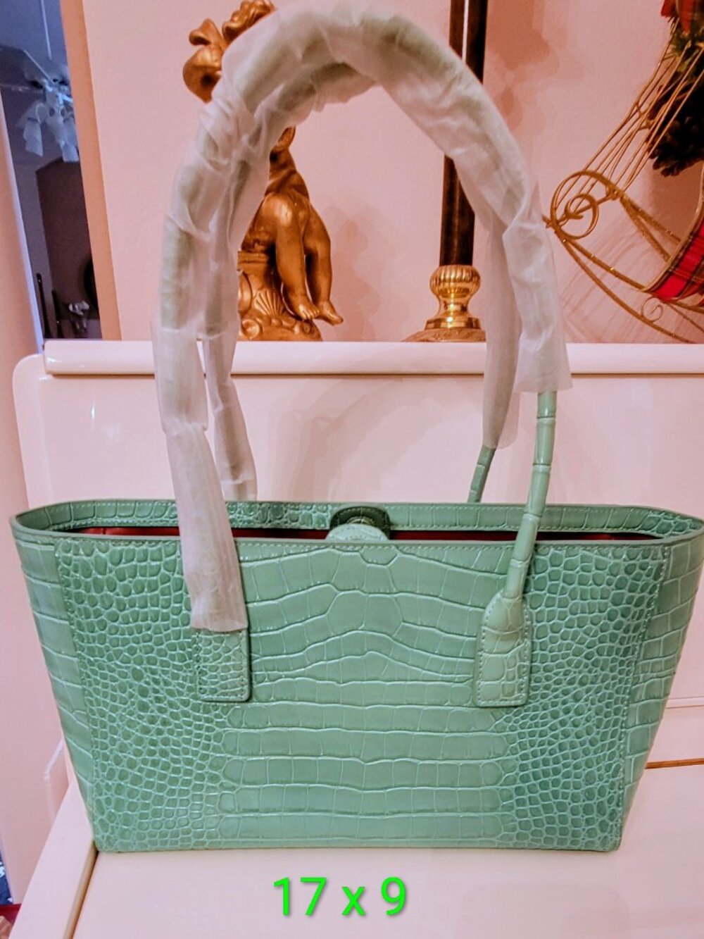 **Stunning aqua blue croc print fashion tote! Never used. No brand.